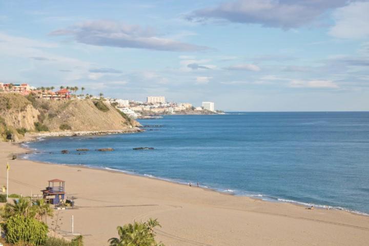 Paradise Suites La Cubana Beach 丰希罗拉 客房 照片